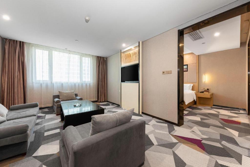 Lavande Hotel Nanchang Ai XI Hu Subway East Station Branch Zewnętrze zdjęcie