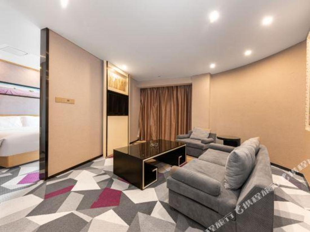 Lavande Hotel Nanchang Ai XI Hu Subway East Station Branch Zewnętrze zdjęcie