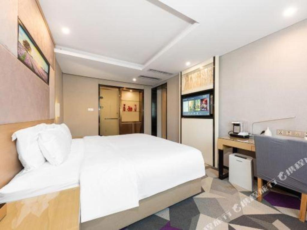 Lavande Hotel Nanchang Ai XI Hu Subway East Station Branch Zewnętrze zdjęcie